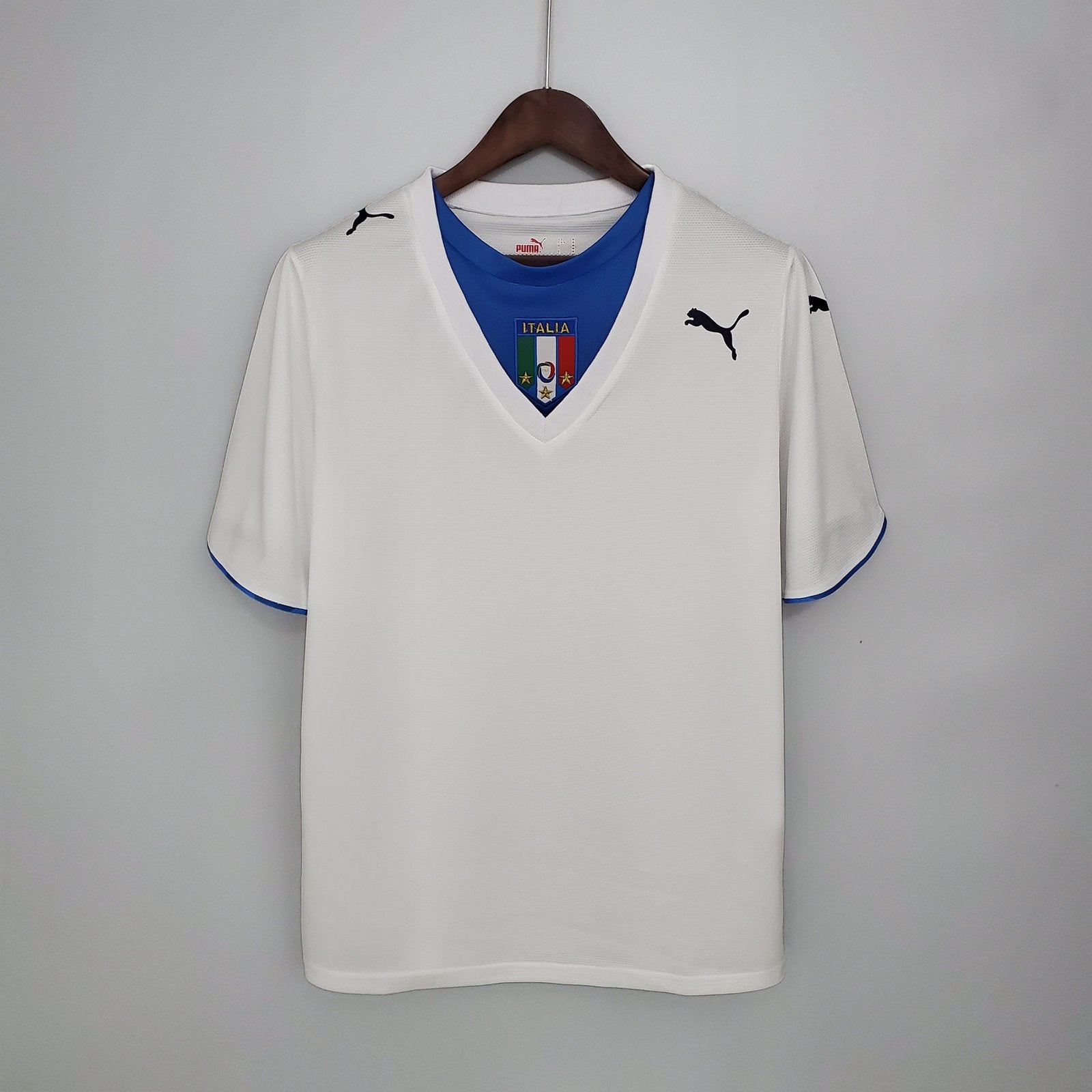 2006 Italy Away image 0