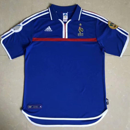 2000 France Home image 0