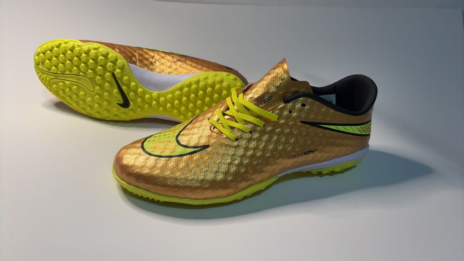 Nike Hypervenom TF image 0