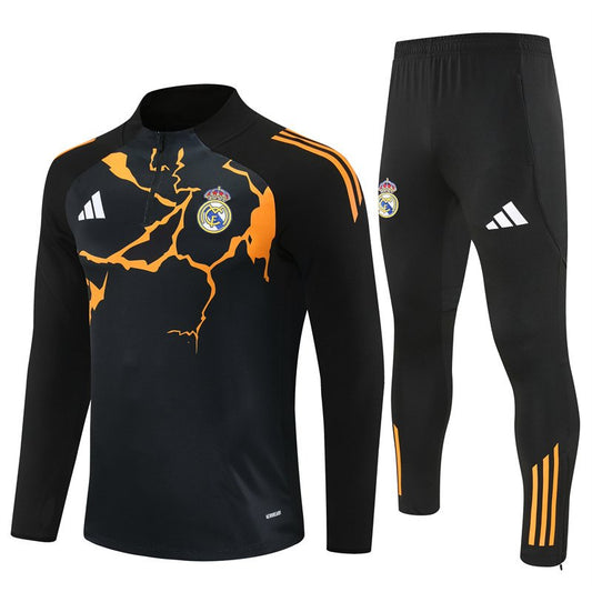 Tracksuit image 0