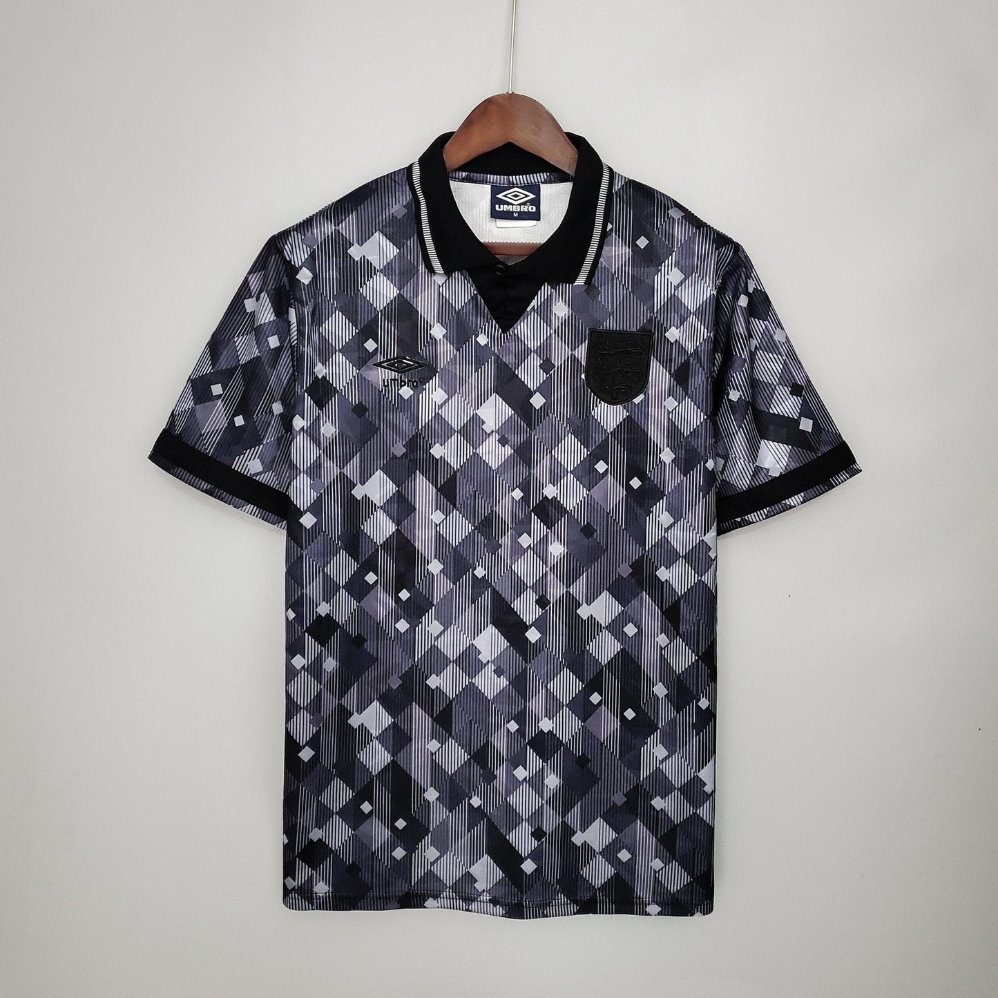 1990 England Black out shirt - M image