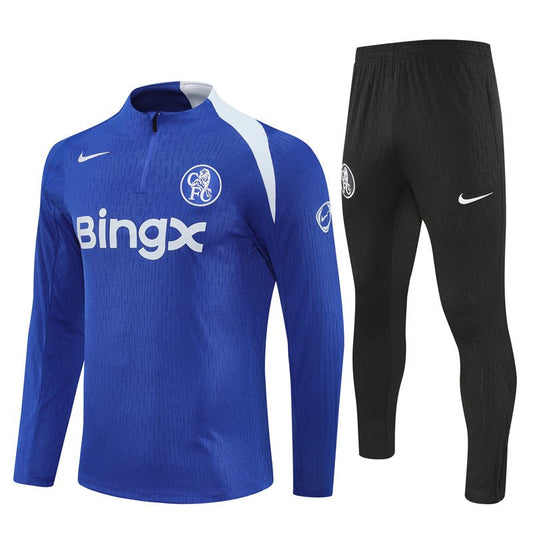 Tracksuit image 0