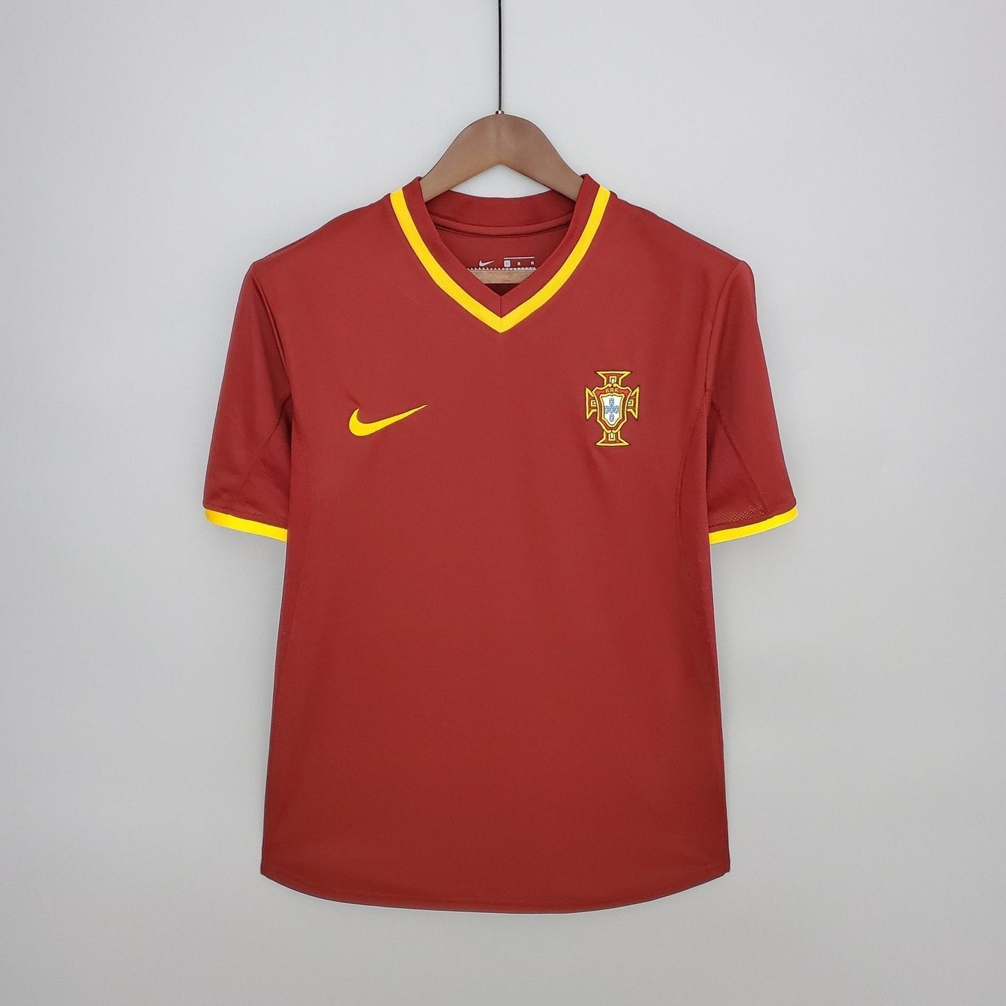 2000 Portugal Home image 0